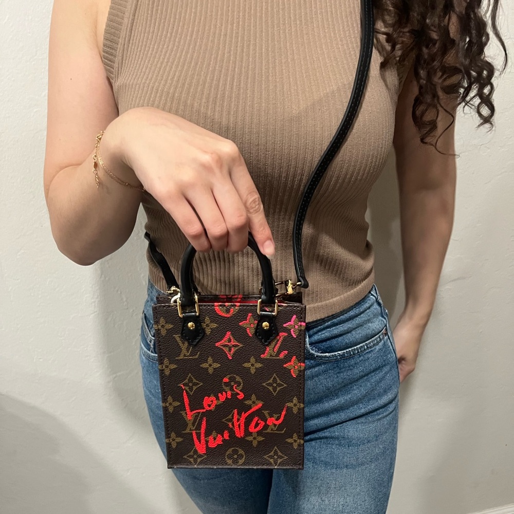 Louis Vuitton Limited Edition Petite Sac Plat - Picture 3 of 3